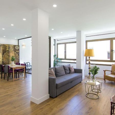 Homeforguest Stylish And Modern Apartment Overlooking Las Canteras Las Palmas de Gran Canaria Bagian luar foto