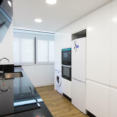 Homeforguest Stylish And Modern Apartment Overlooking Las Canteras Las Palmas de Gran Canaria Bagian luar foto