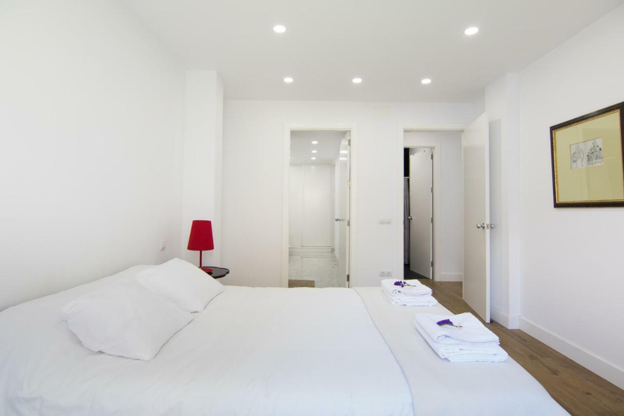 Homeforguest Stylish And Modern Apartment Overlooking Las Canteras Las Palmas de Gran Canaria Bagian luar foto