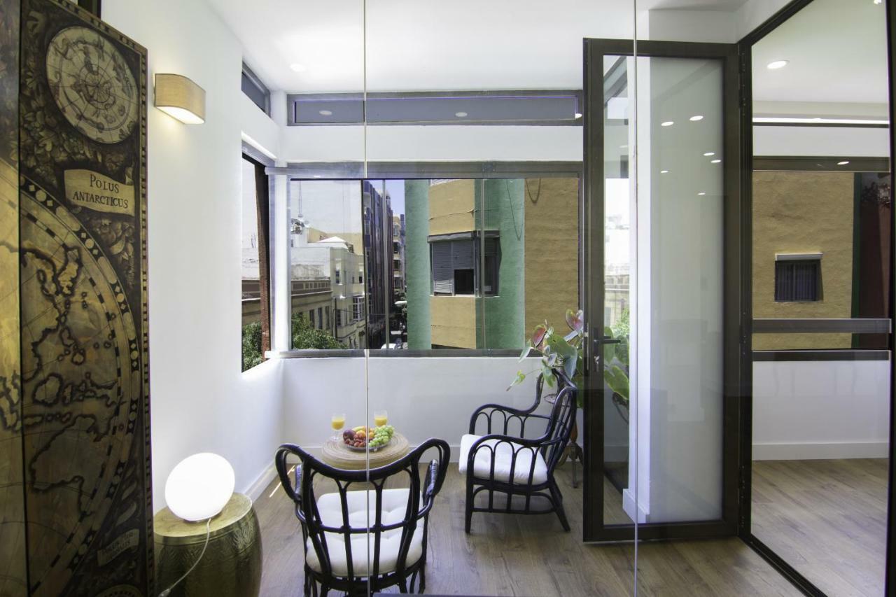 Homeforguest Stylish And Modern Apartment Overlooking Las Canteras Las Palmas de Gran Canaria Bagian luar foto